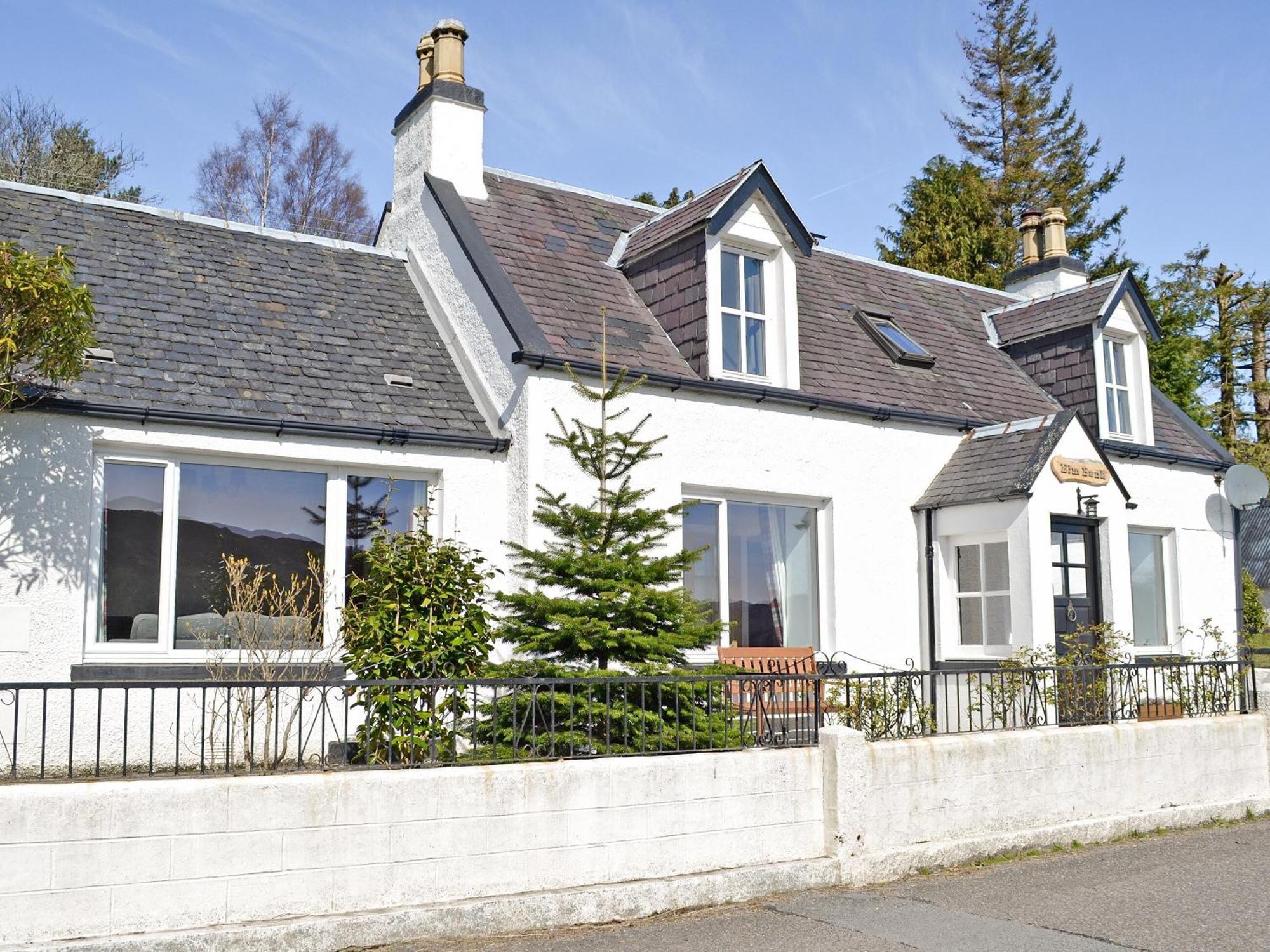 Elmbank Lochcarron Exterior foto